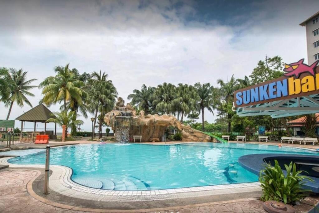 2 Bedroom Port Dickson Seaview Exterior photo