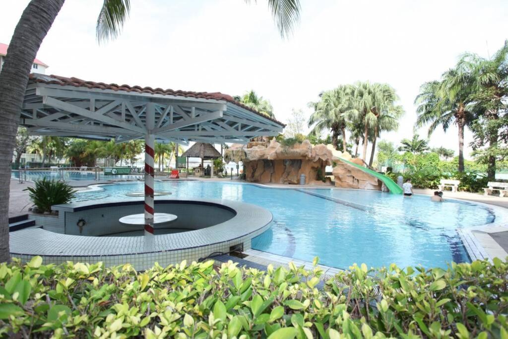 2 Bedroom Port Dickson Seaview Exterior photo
